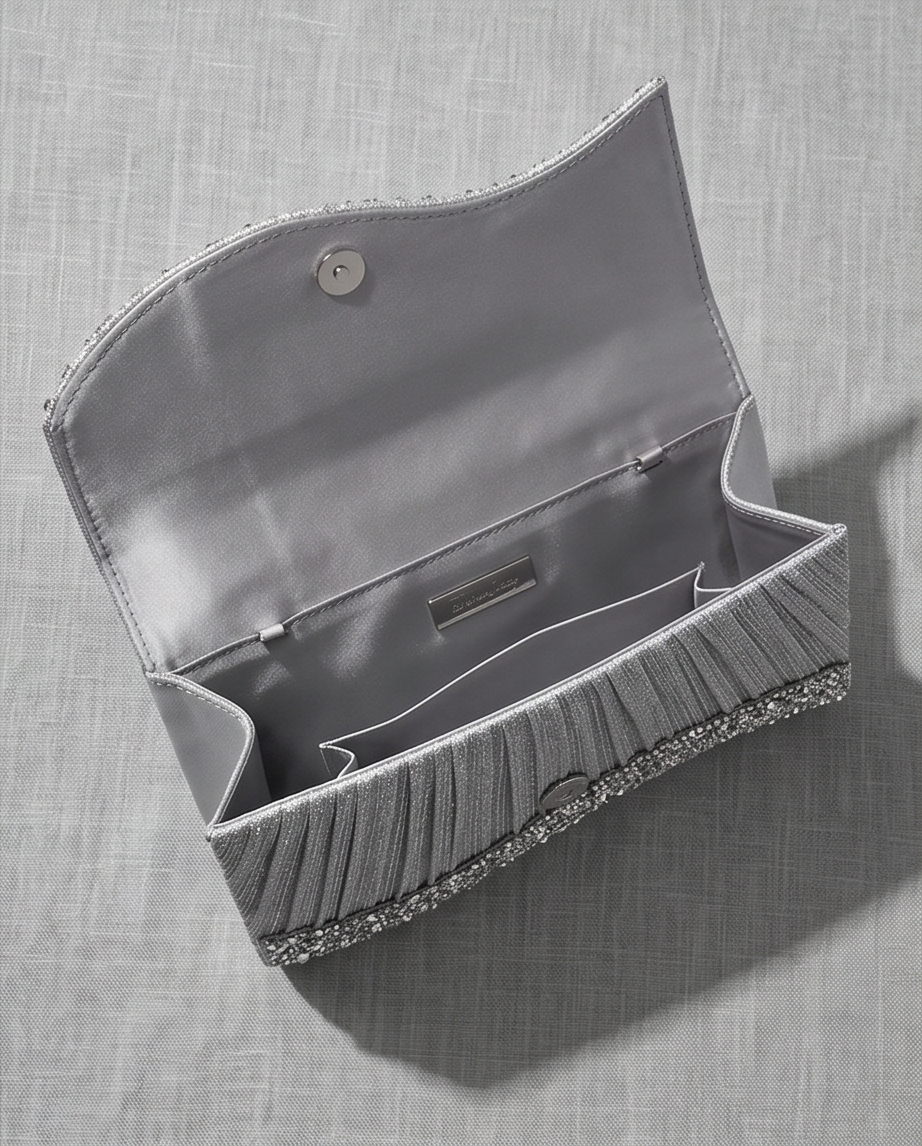 Luxe Crystal Evening Clutch Bag - Elevate Your Style with Glamorous Elegance, showcasing an elegant interior design.